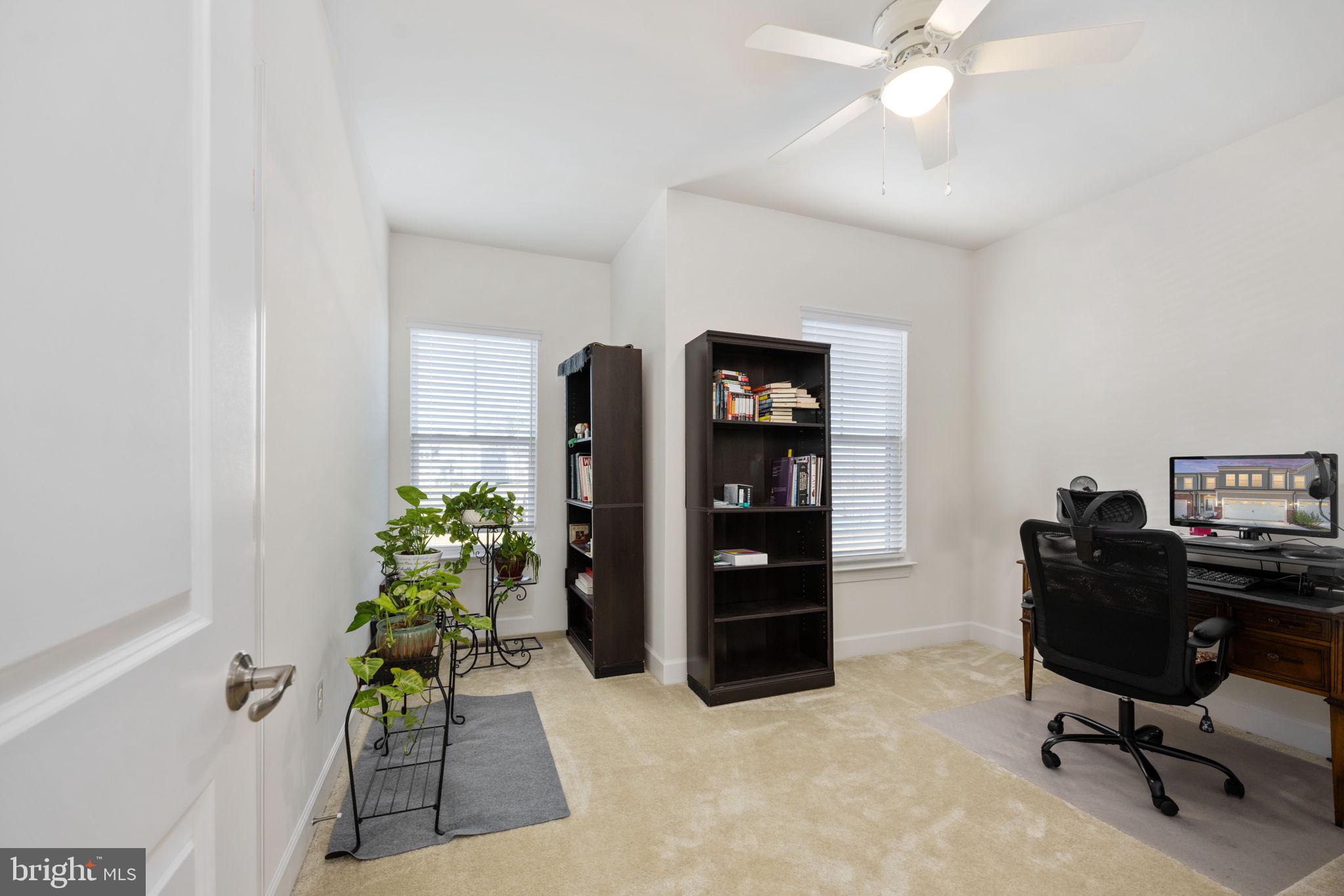 245 Smokebush Dr