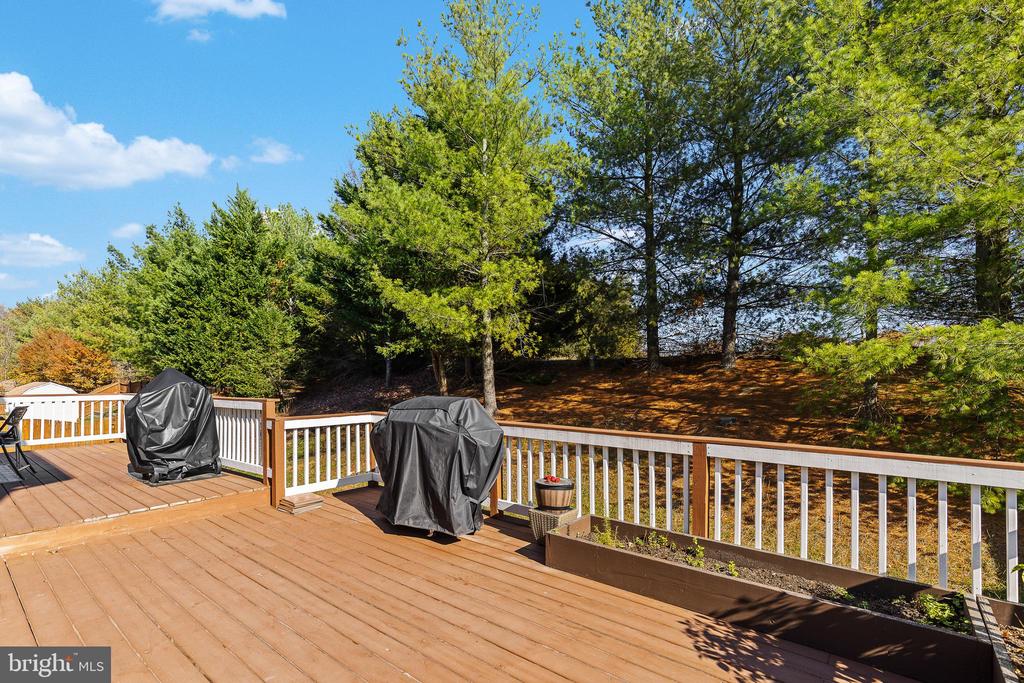 36 FLETCHER DR