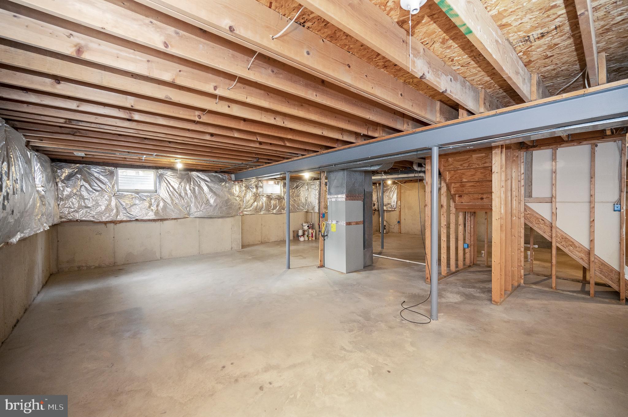 8 Oakbrook Ct