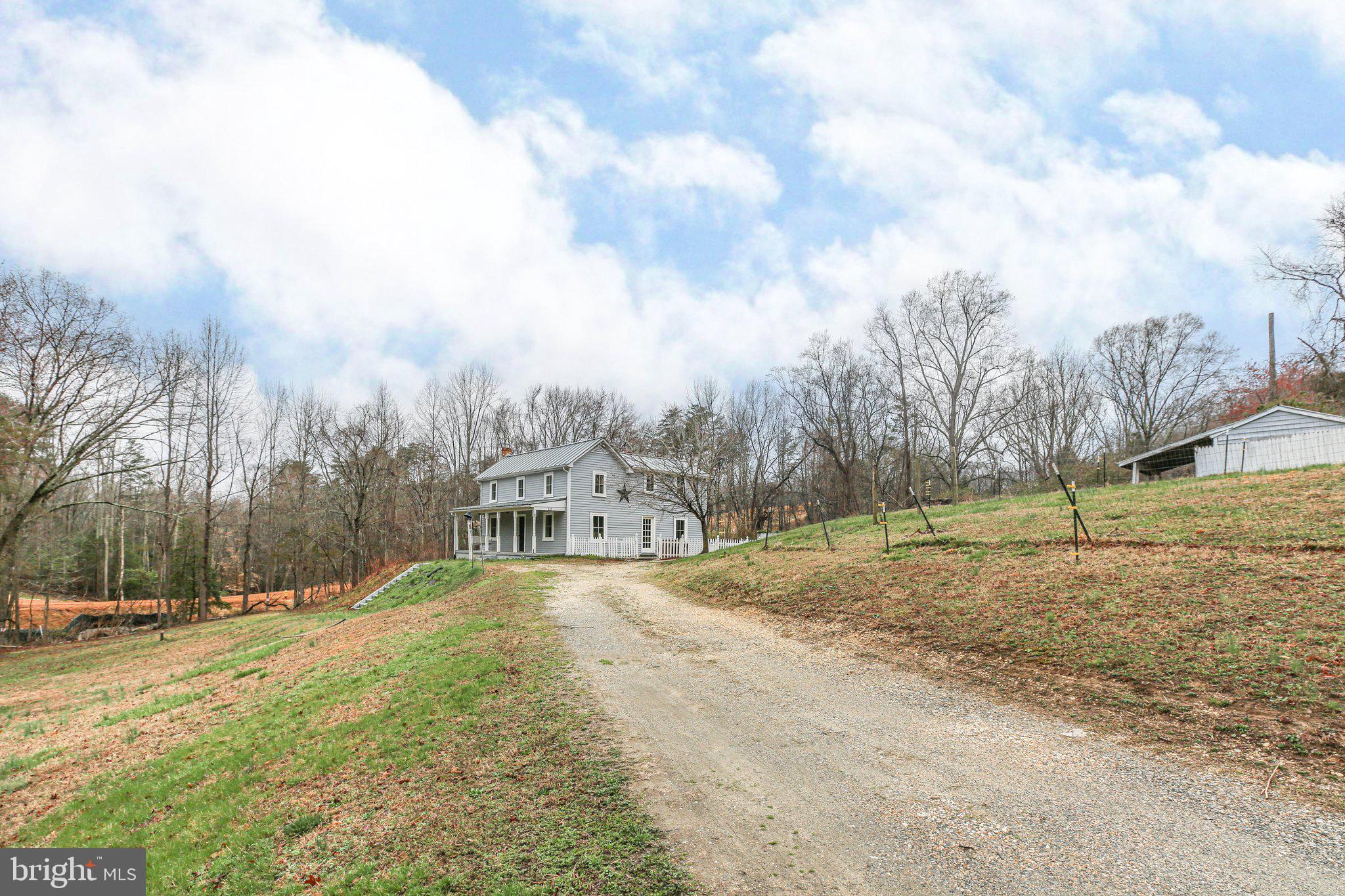 118 Bluebird Ln