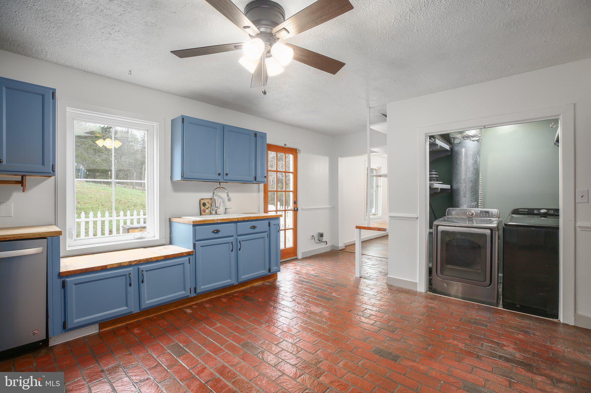 118 Bluebird Ln