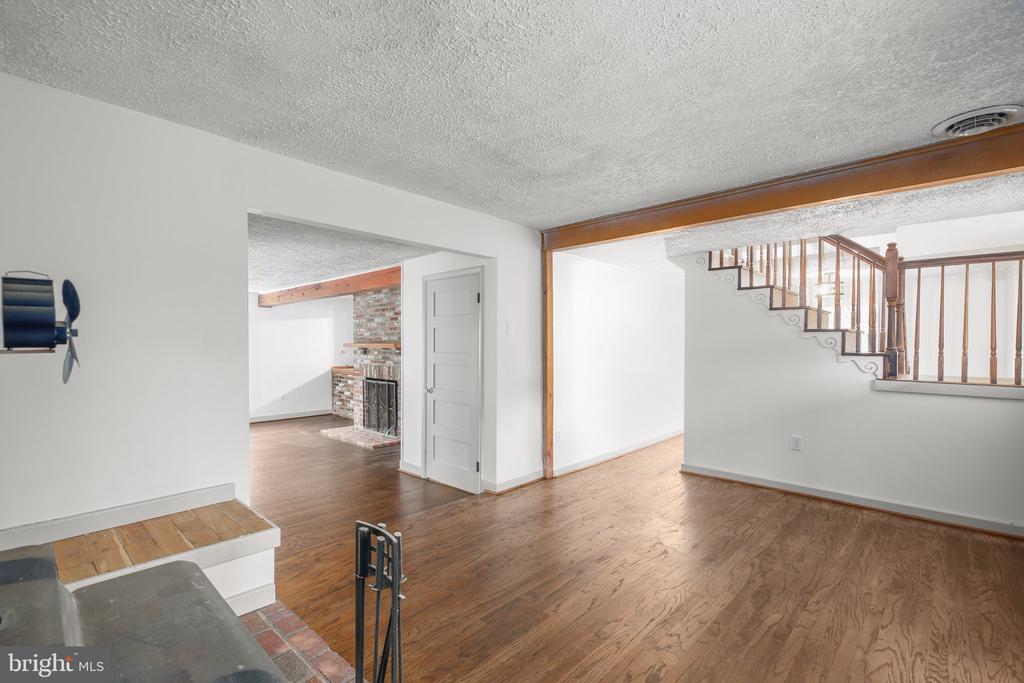 118 Bluebird Ln