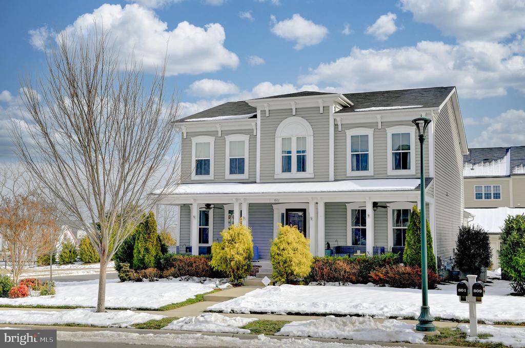 801 COASTAL AVENUE
