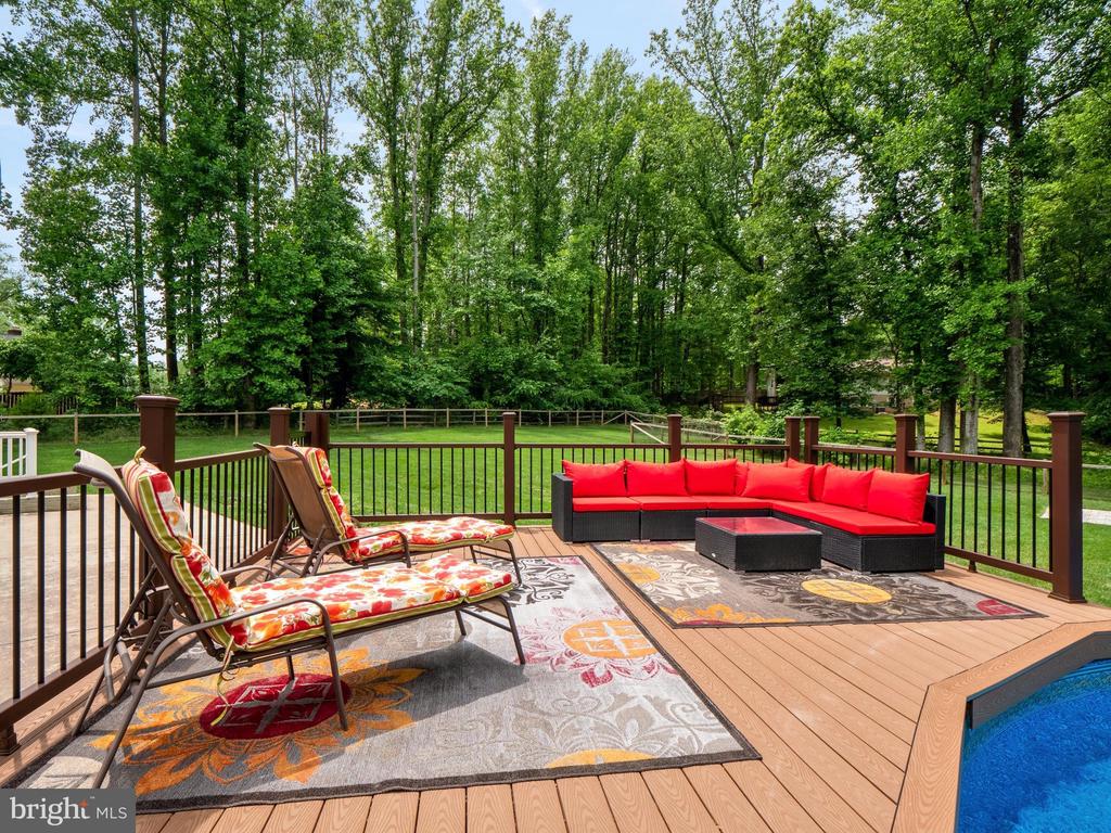33 CLOVER HILL DRIVE