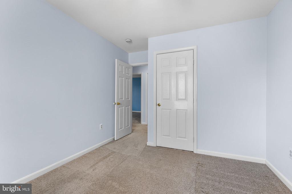 7 Candleridge Ct