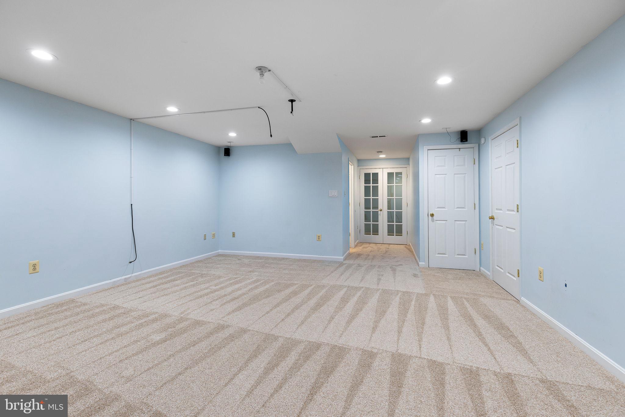 7 Candleridge Ct