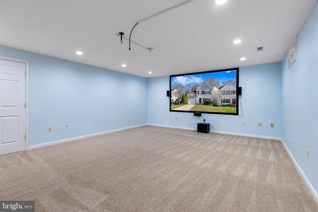 7 Candleridge Ct
