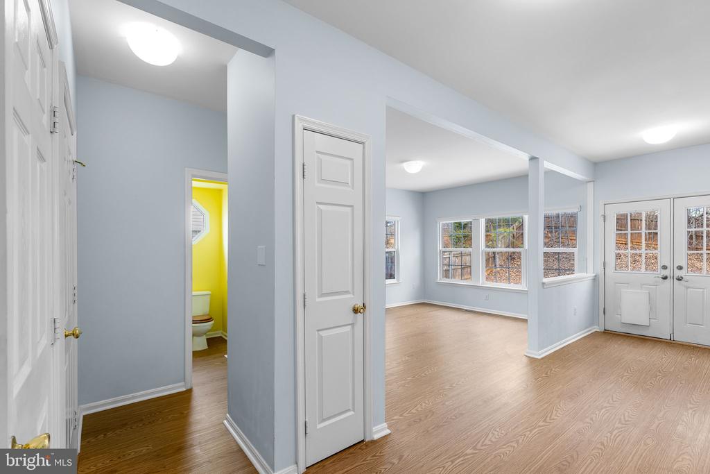 7 Candleridge Ct