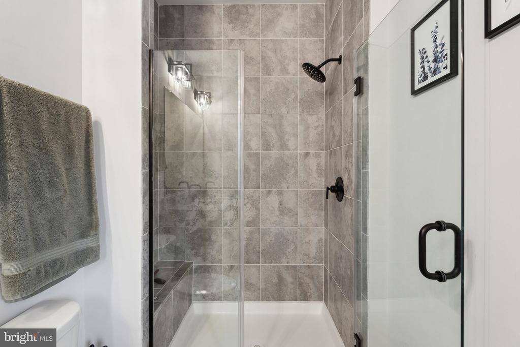 178 SHADED VALLEY COURT