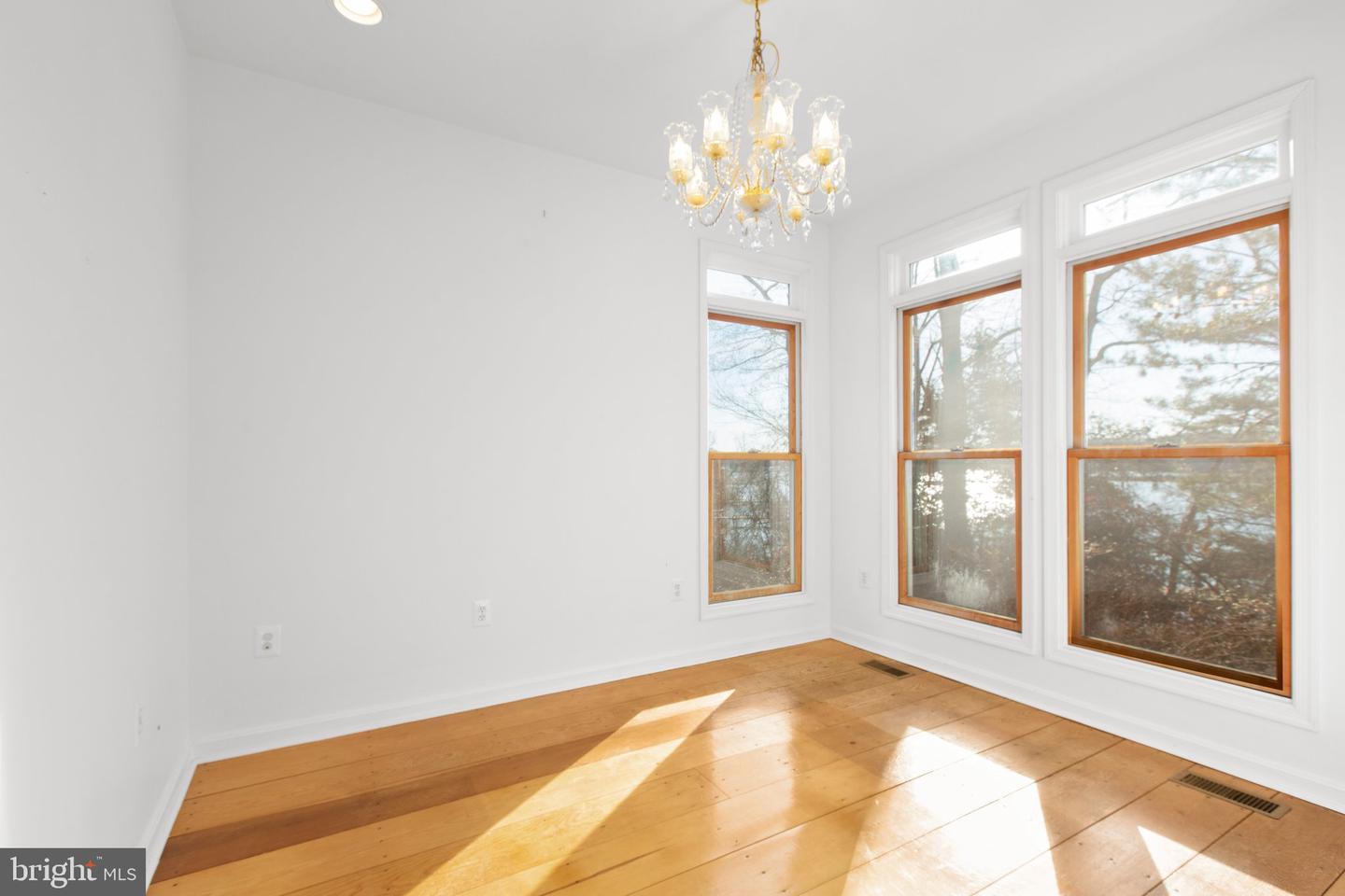 75 Betts Rd