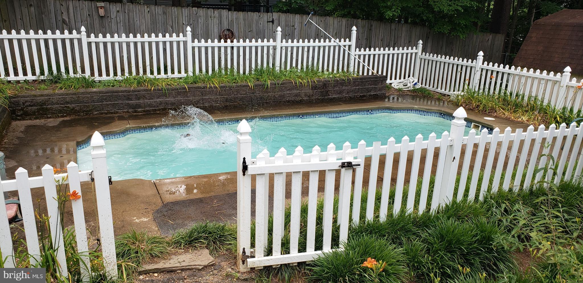 7 Fairfield Ct