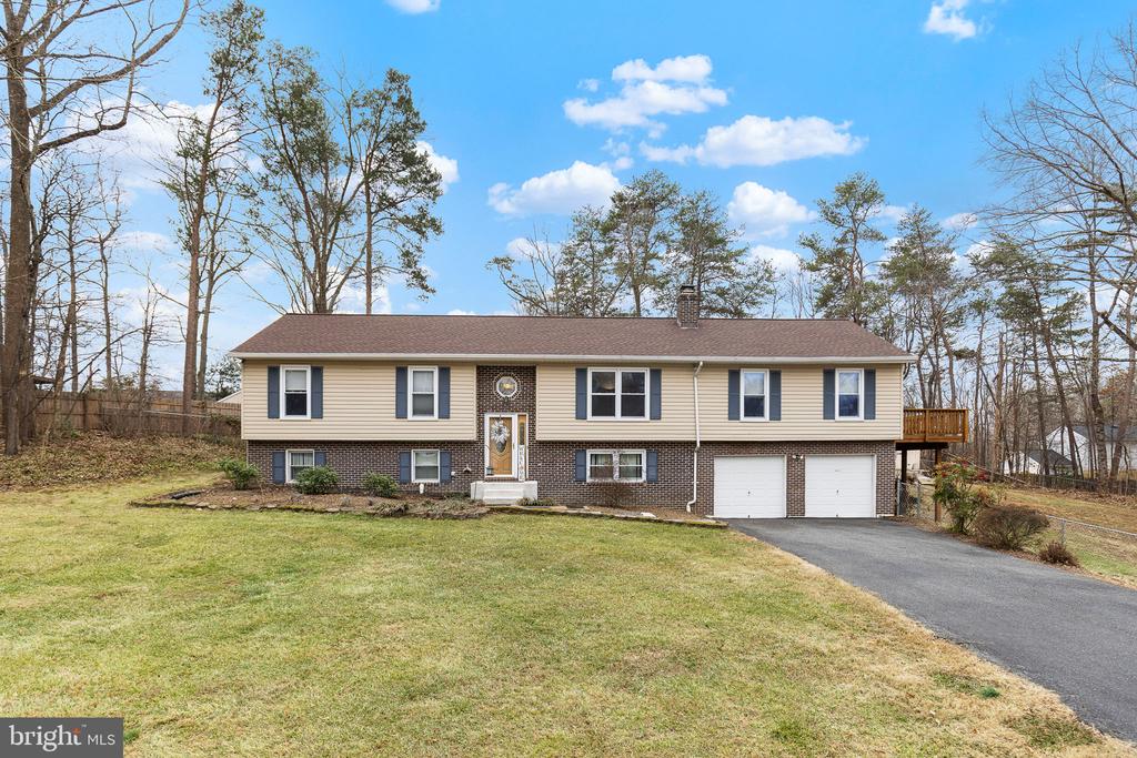 7 Fairfield Ct