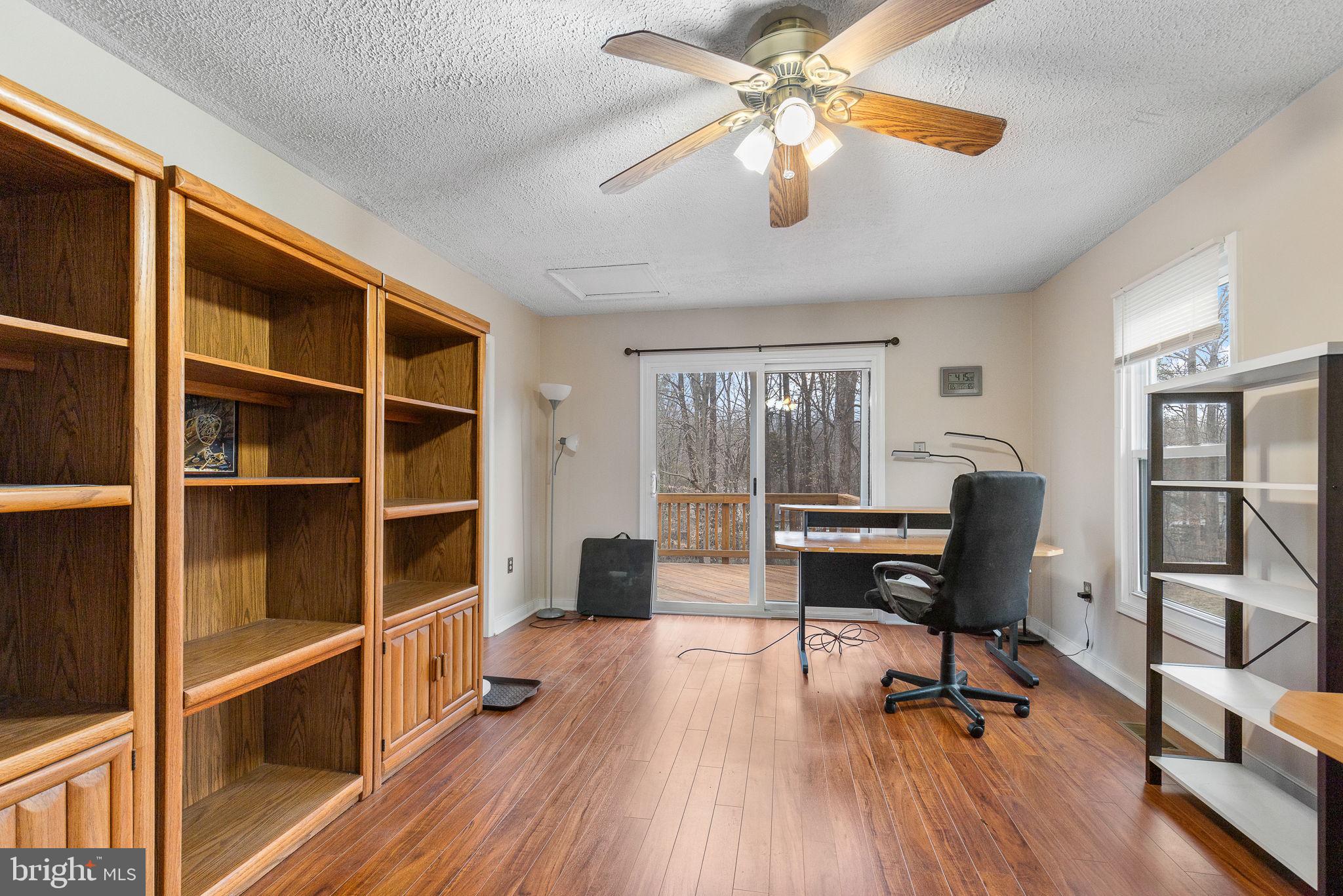 7 Fairfield Ct
