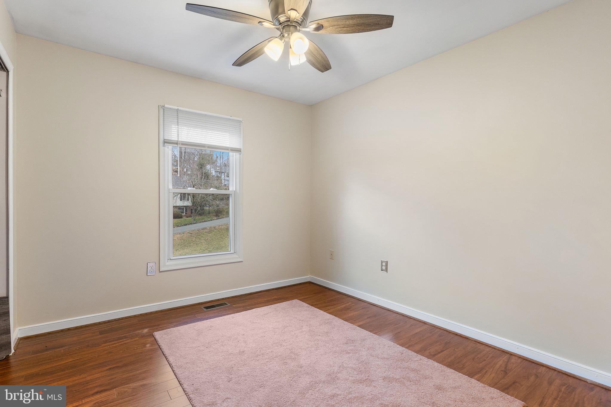 7 Fairfield Ct