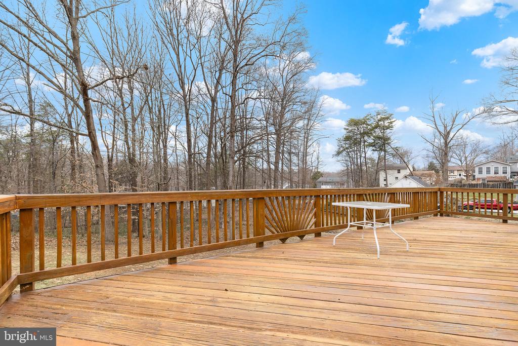 7 Fairfield Ct