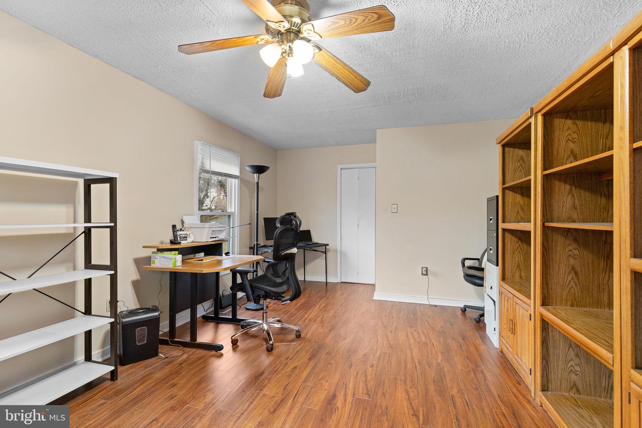 7 Fairfield Ct