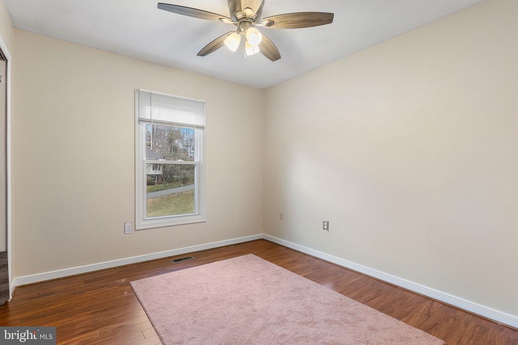 7 Fairfield Ct