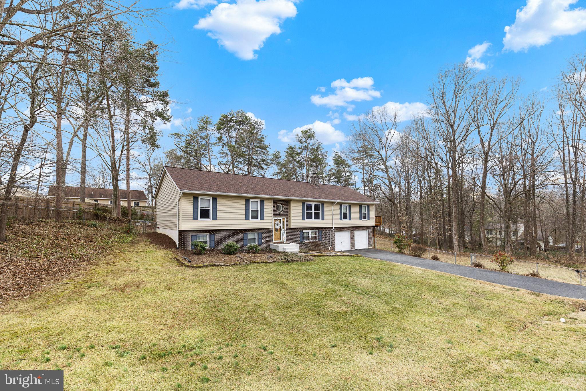 7 Fairfield Ct