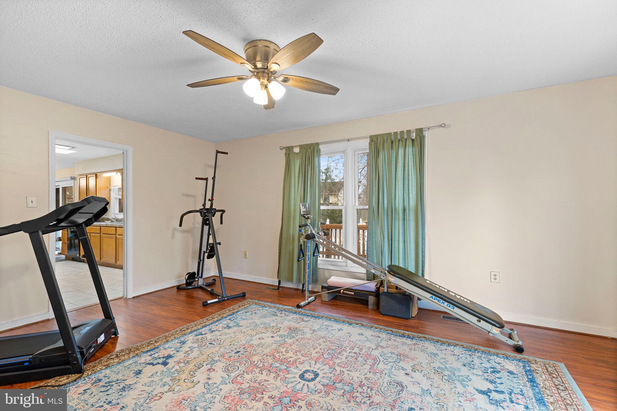 7 Fairfield Ct