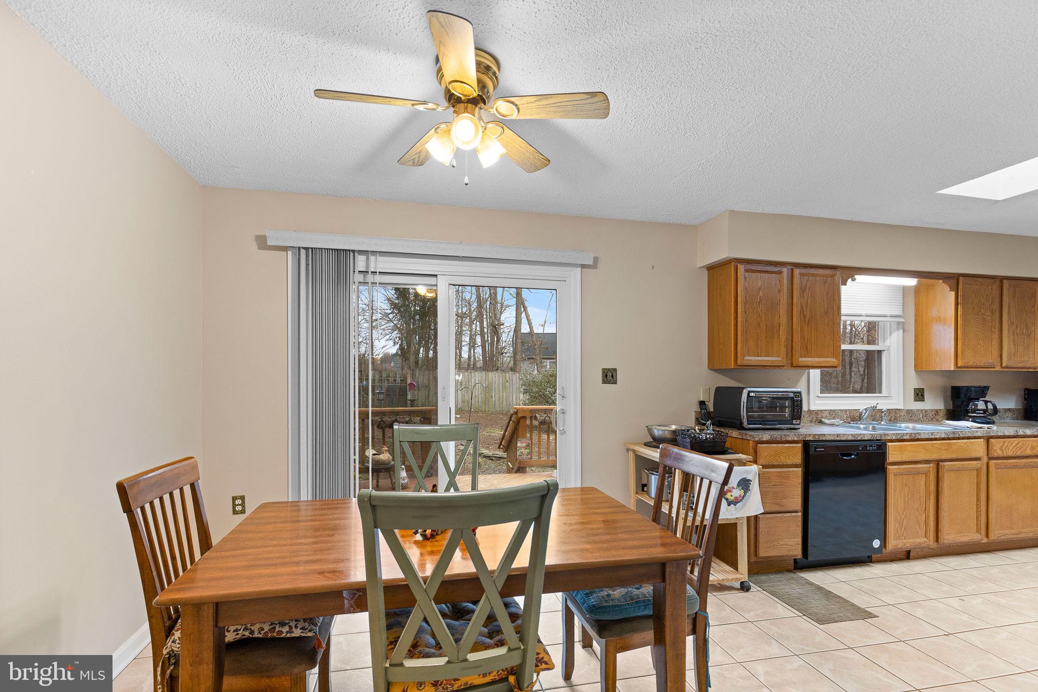 7 Fairfield Ct
