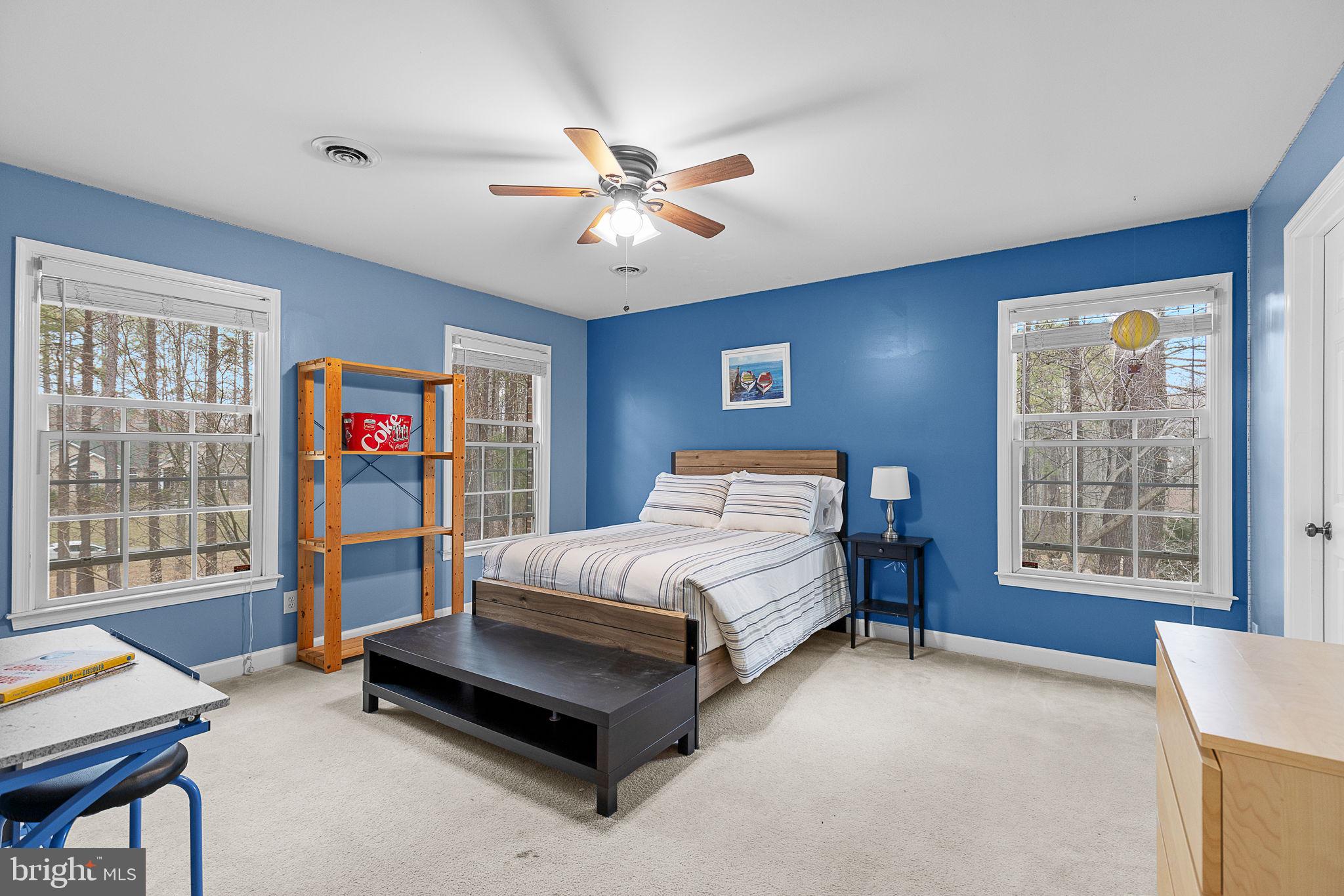 16 Beaver Ridge Rd