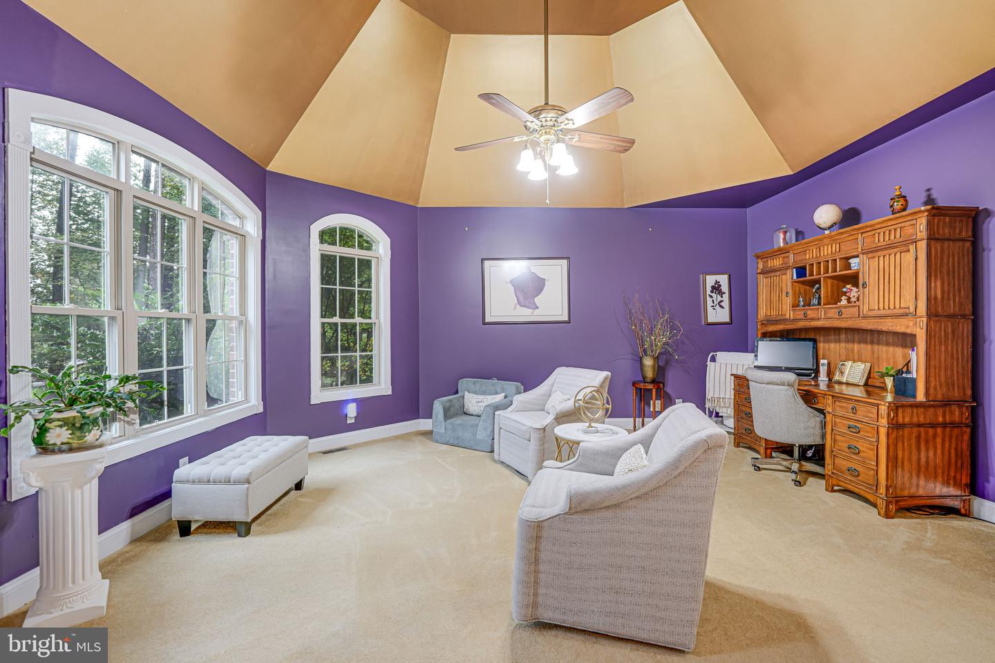 3 Beaver Ridge Rd