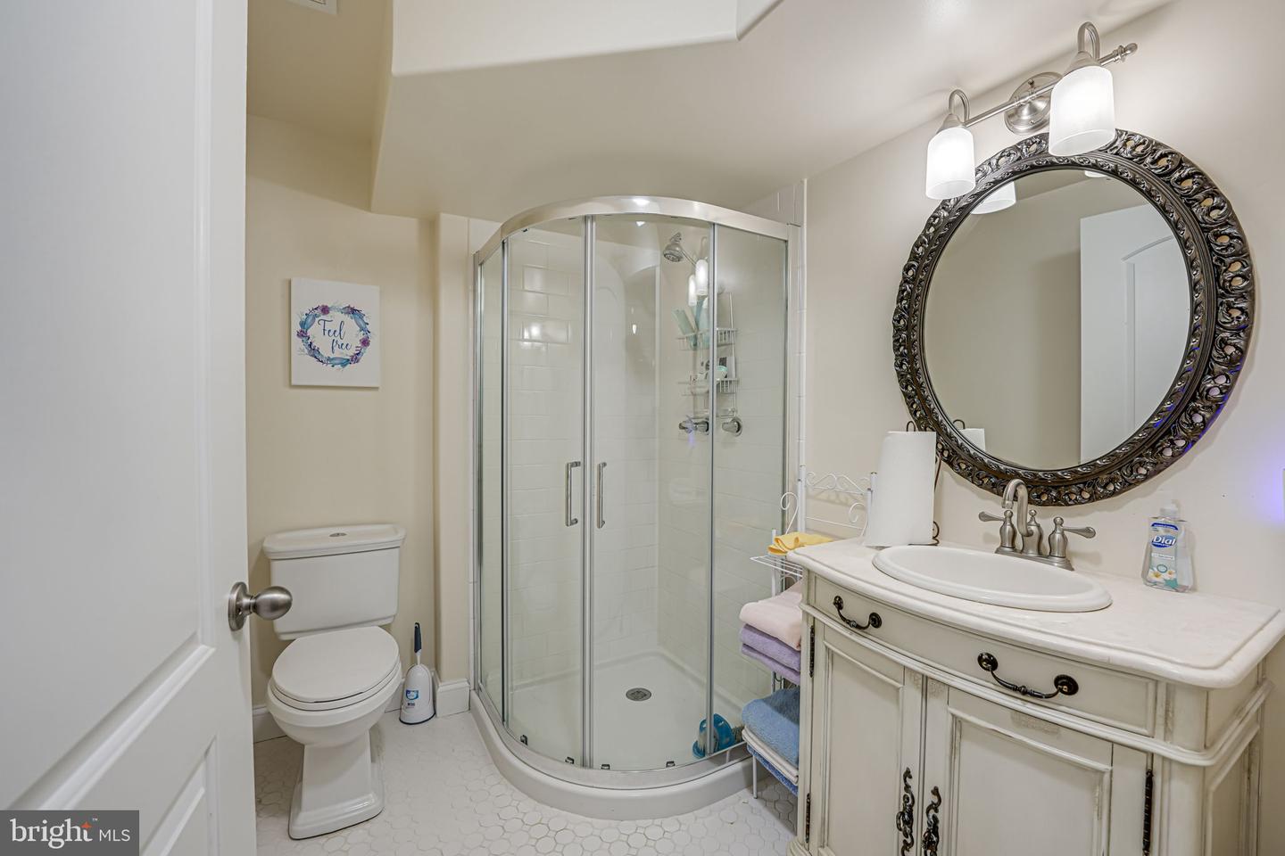 3 Beaver Ridge Rd