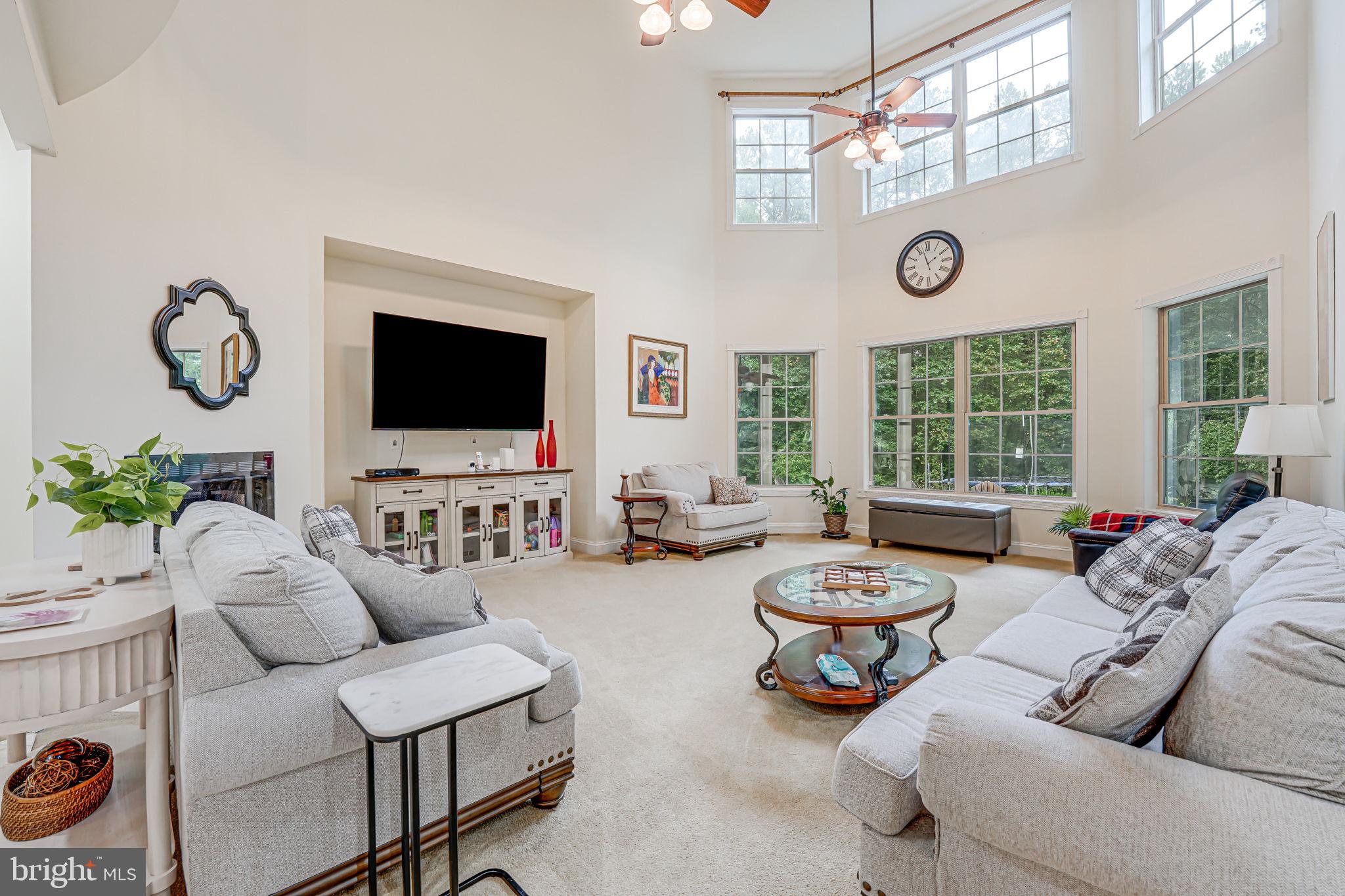 3 Beaver Ridge Rd
