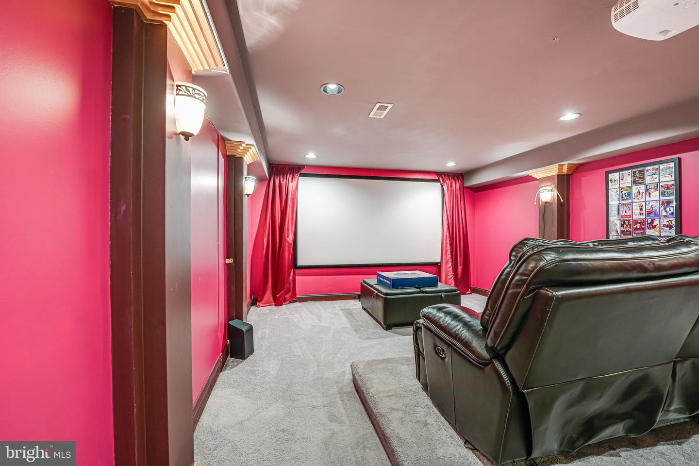 3 Beaver Ridge Rd