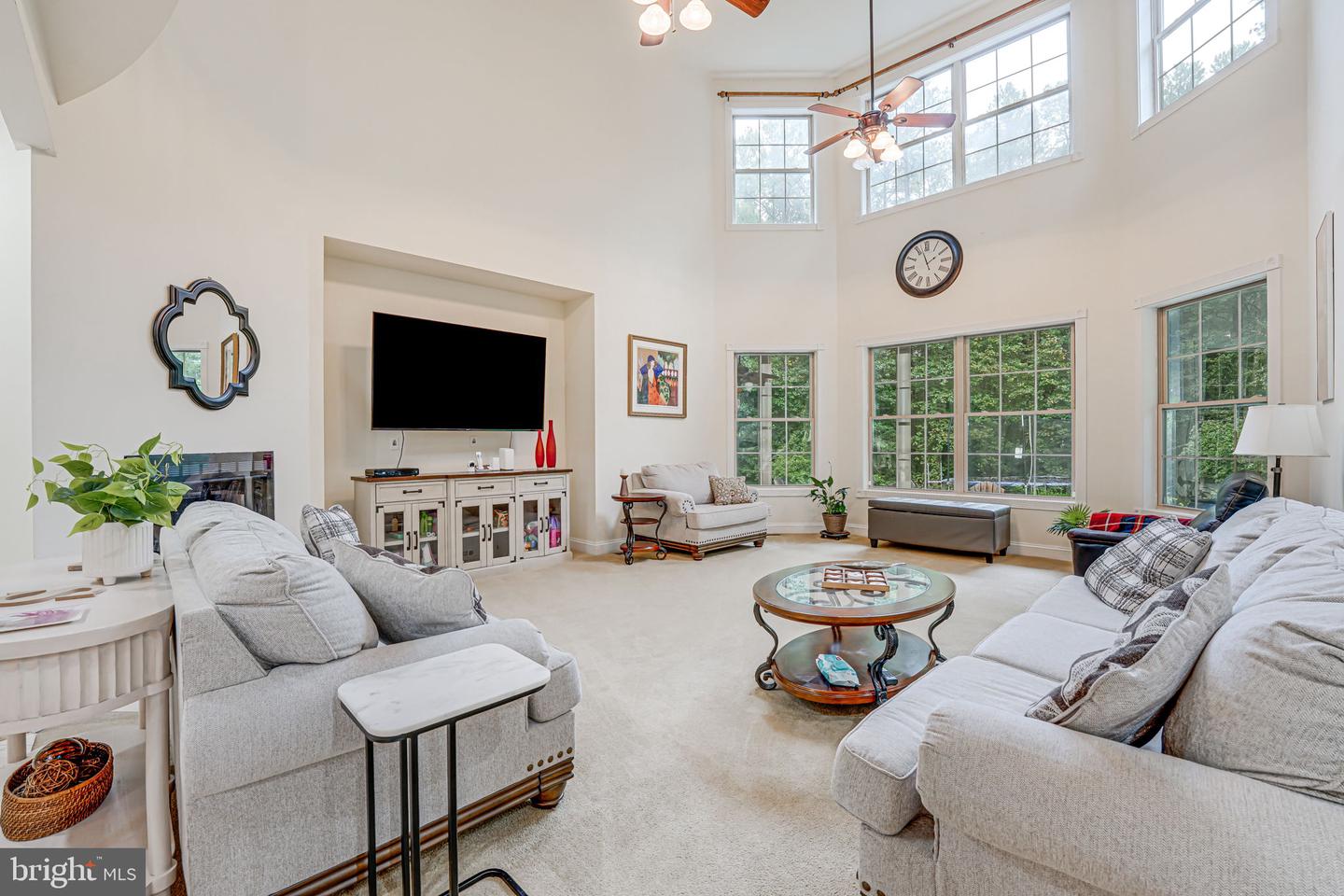 3 Beaver Ridge Rd