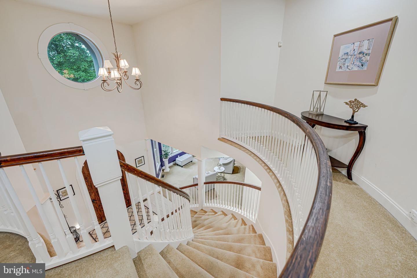 3 Beaver Ridge Rd