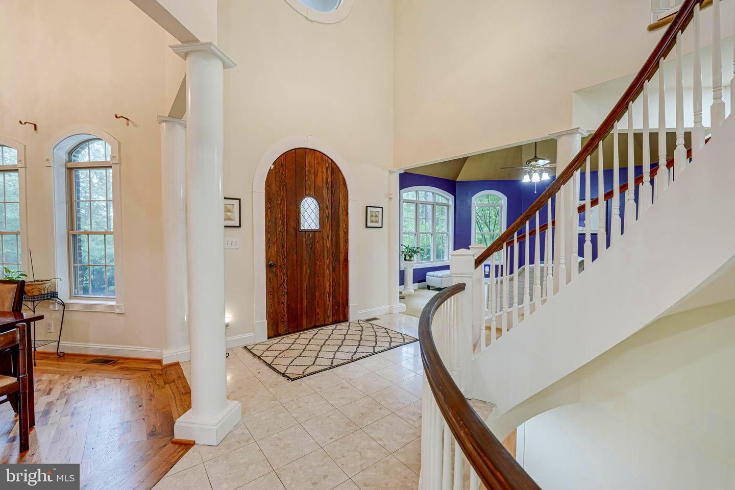 3 Beaver Ridge Rd