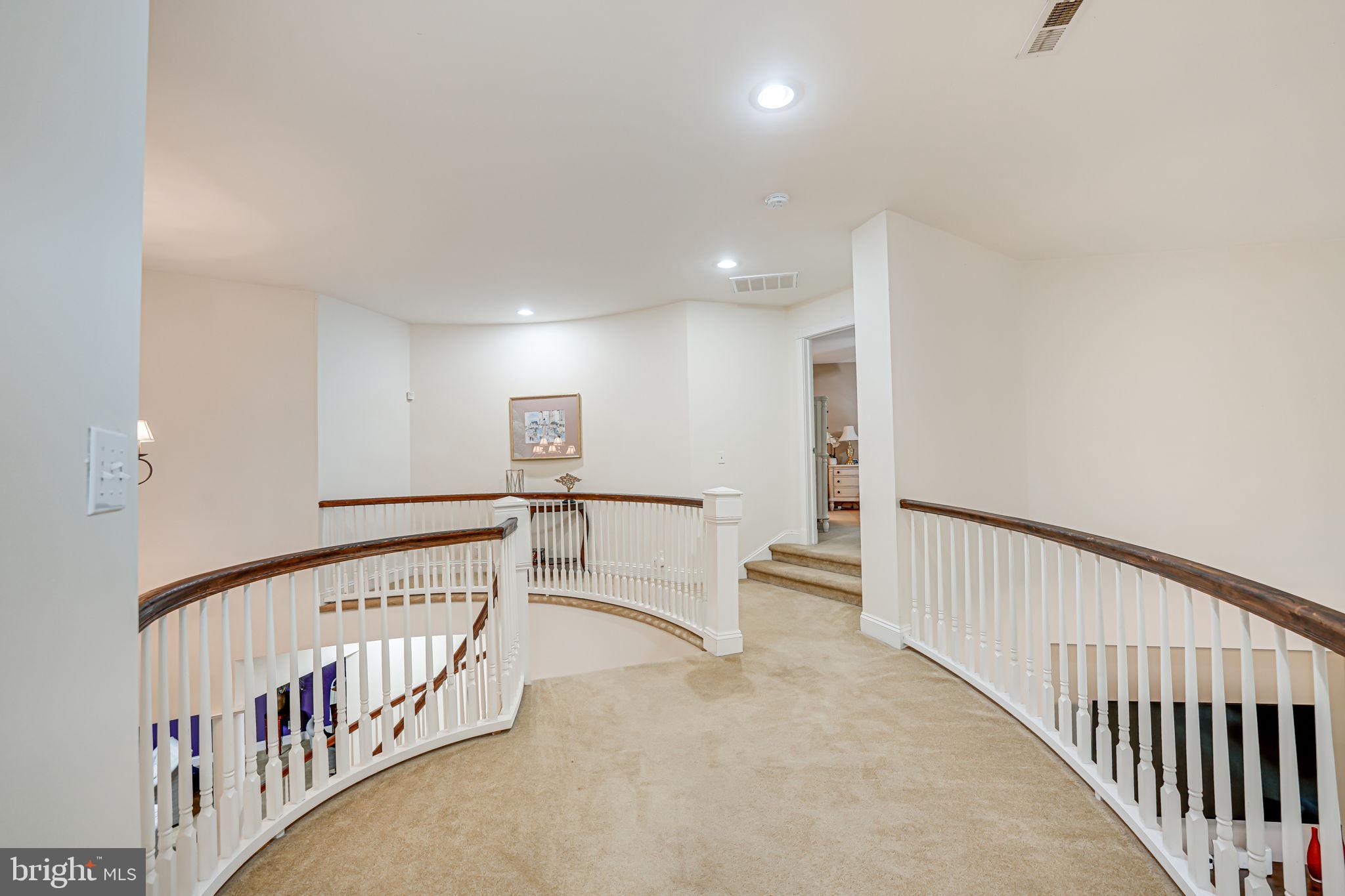 3 Beaver Ridge Rd