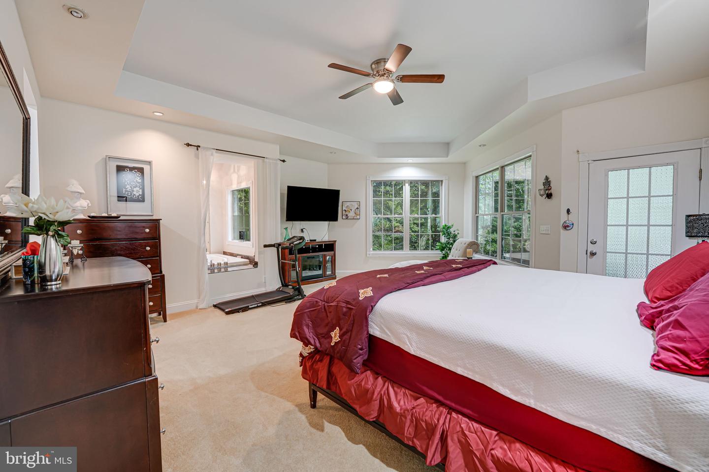 3 Beaver Ridge Rd