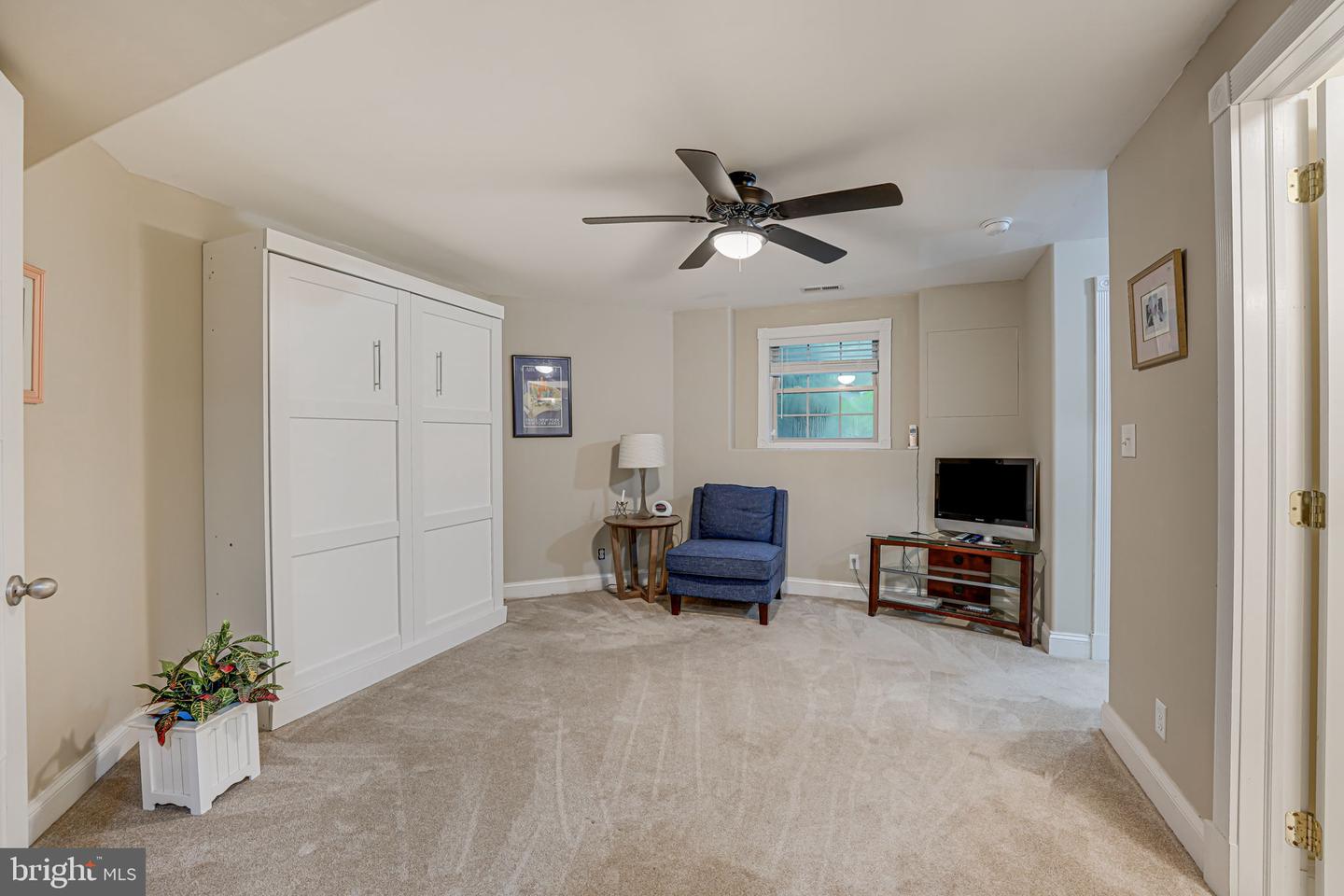 3 Beaver Ridge Rd
