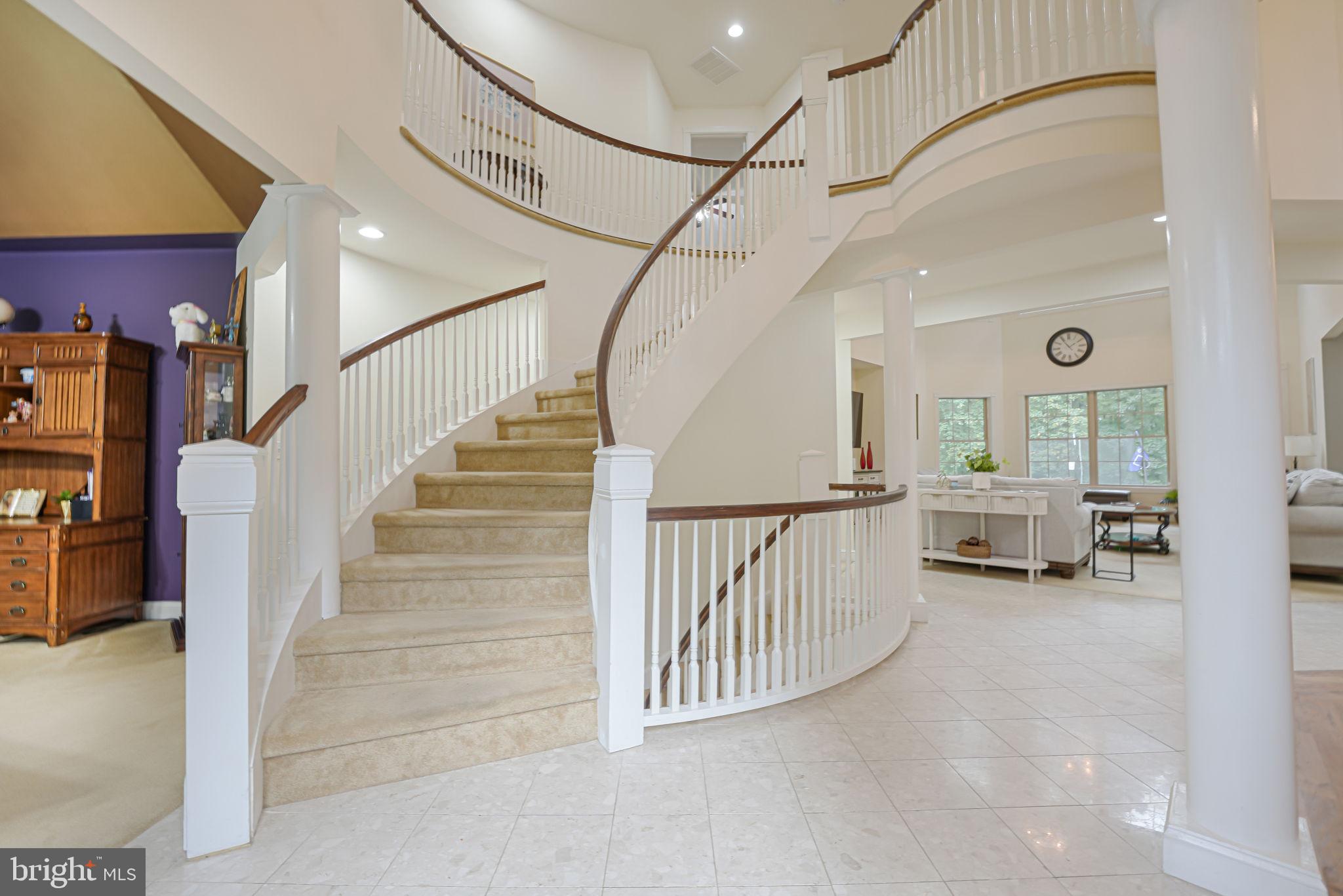 3 Beaver Ridge Rd