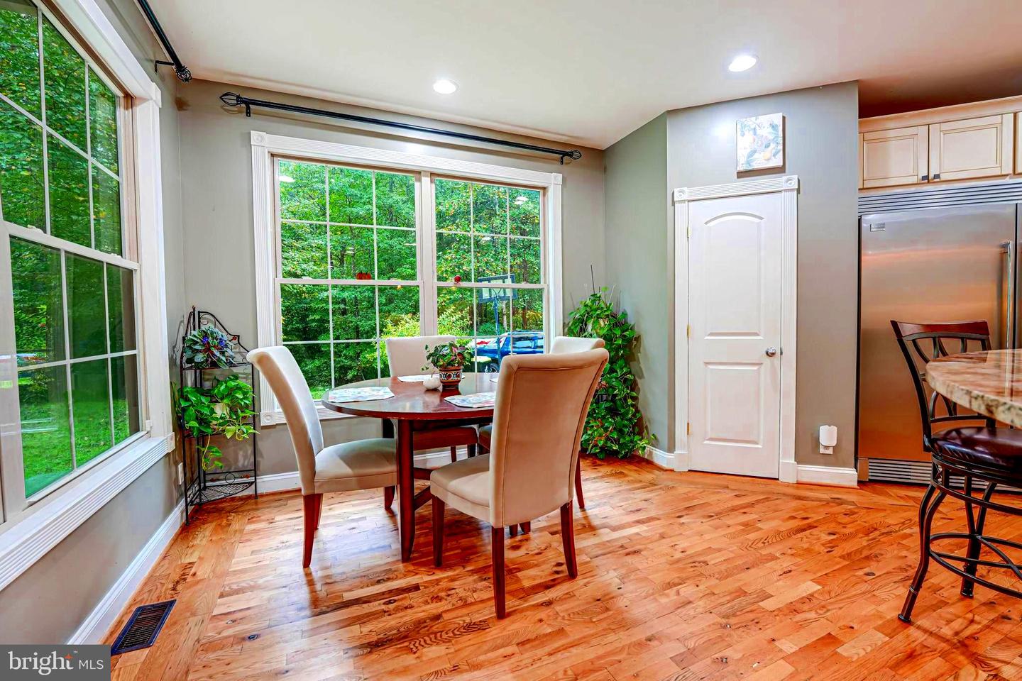 3 Beaver Ridge Rd