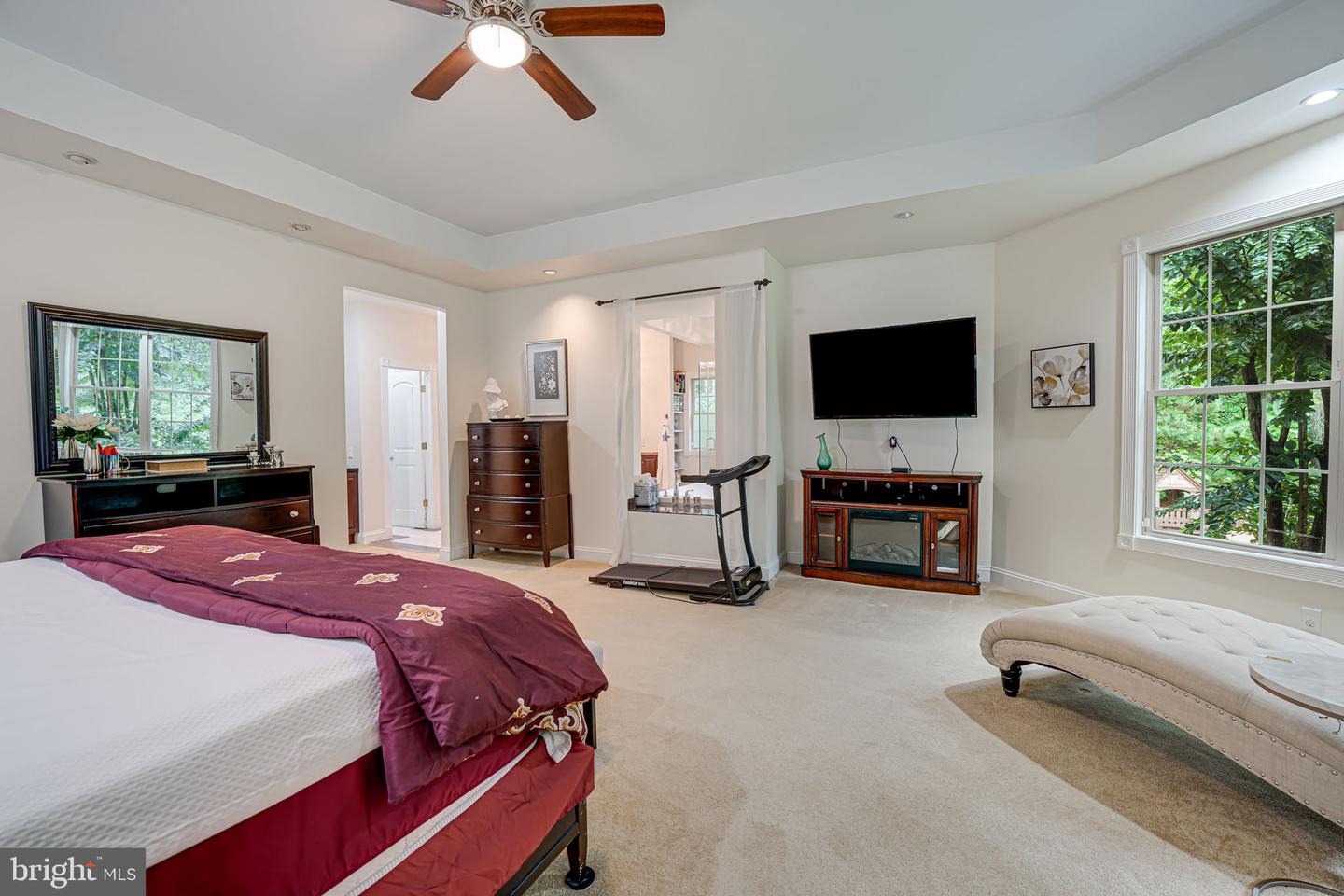 3 Beaver Ridge Rd