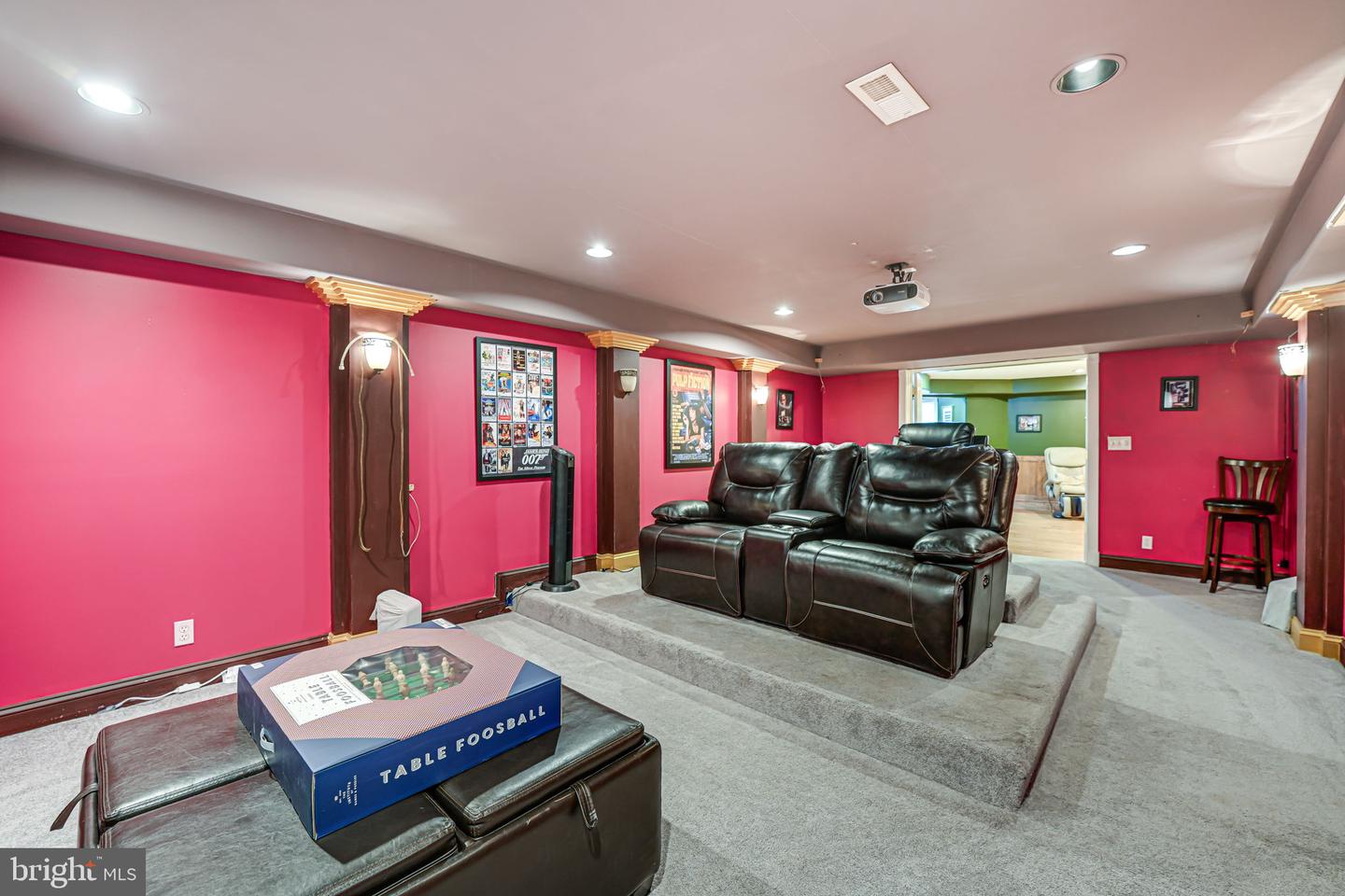 3 Beaver Ridge Rd