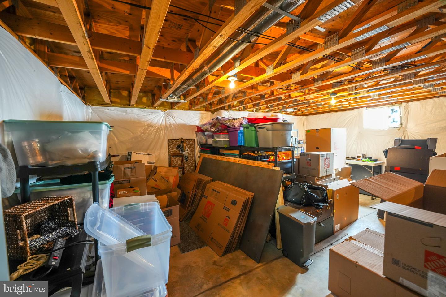 6 Cloverleaf Ct