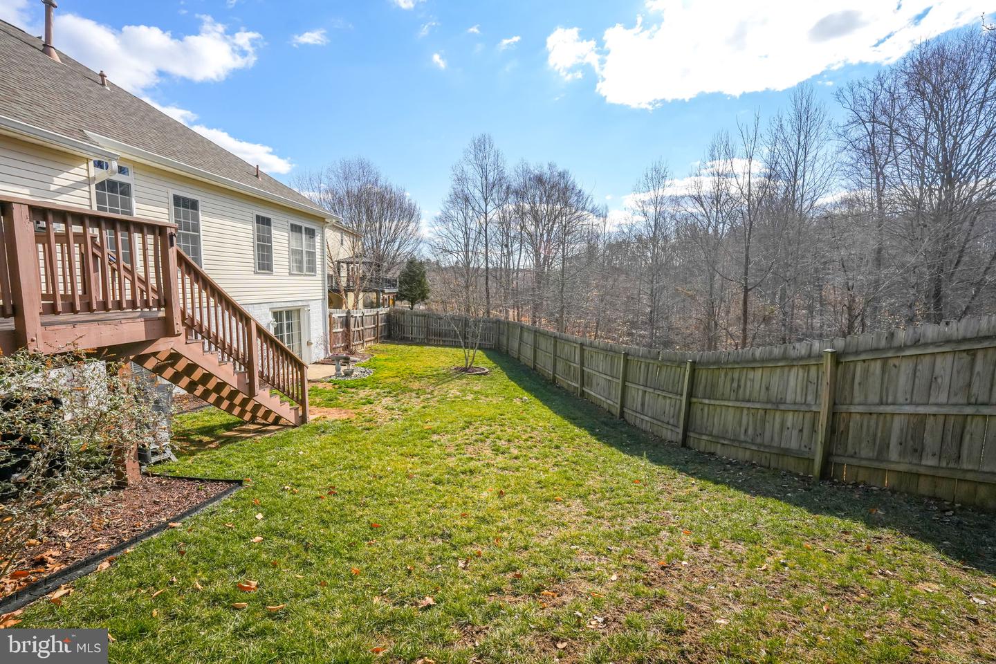 6 Cloverleaf Ct
