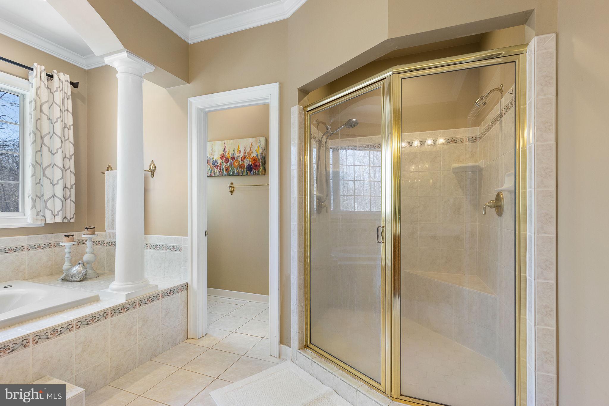 8 Holly Ct