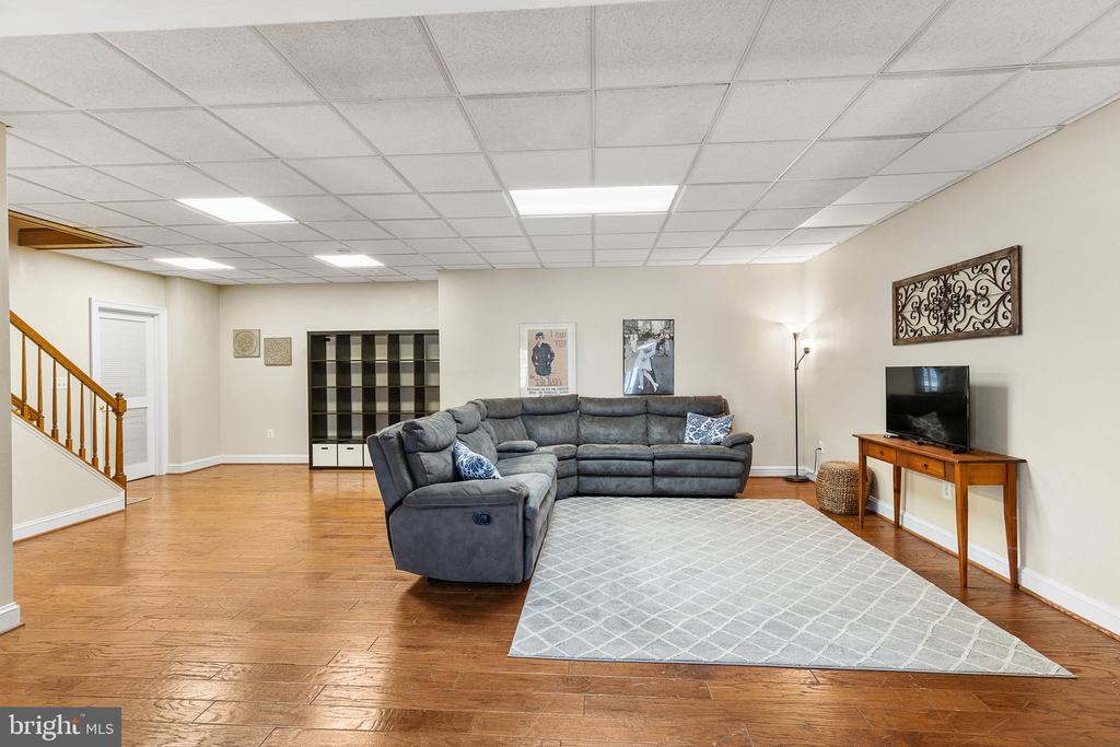 8 Holly Ct