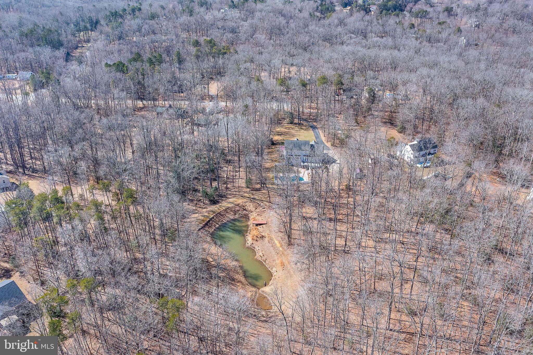 8 Holly Ct