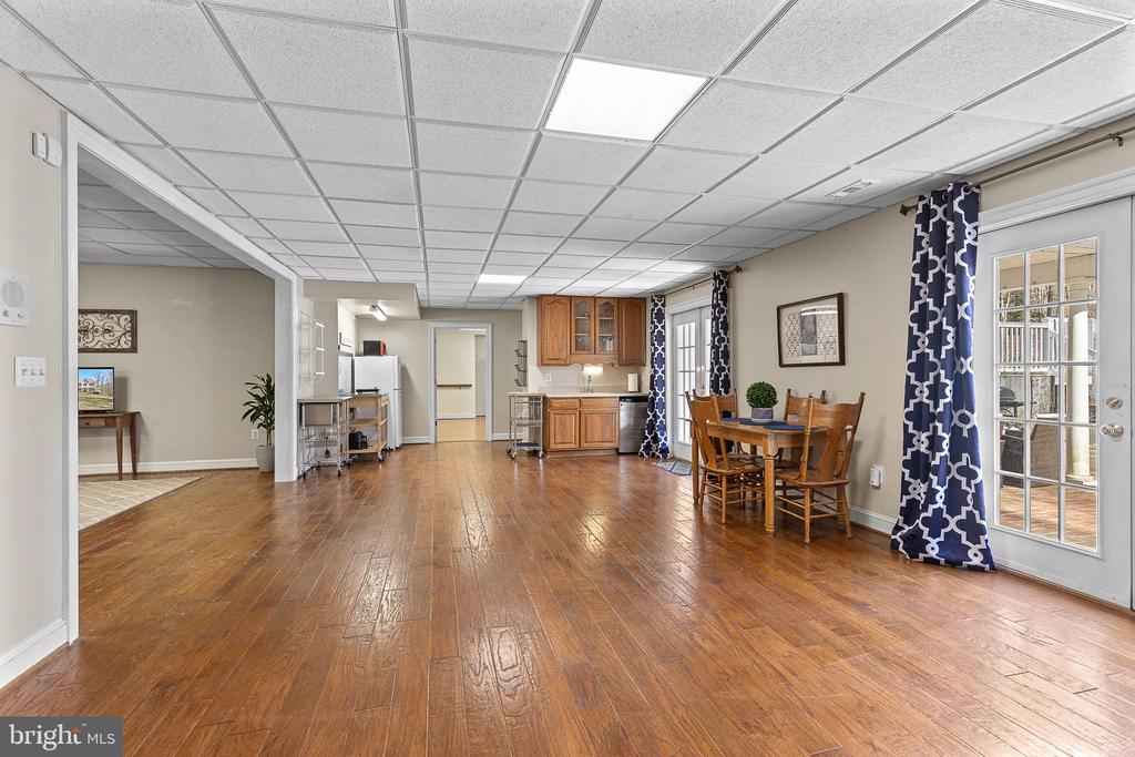 8 Holly Ct