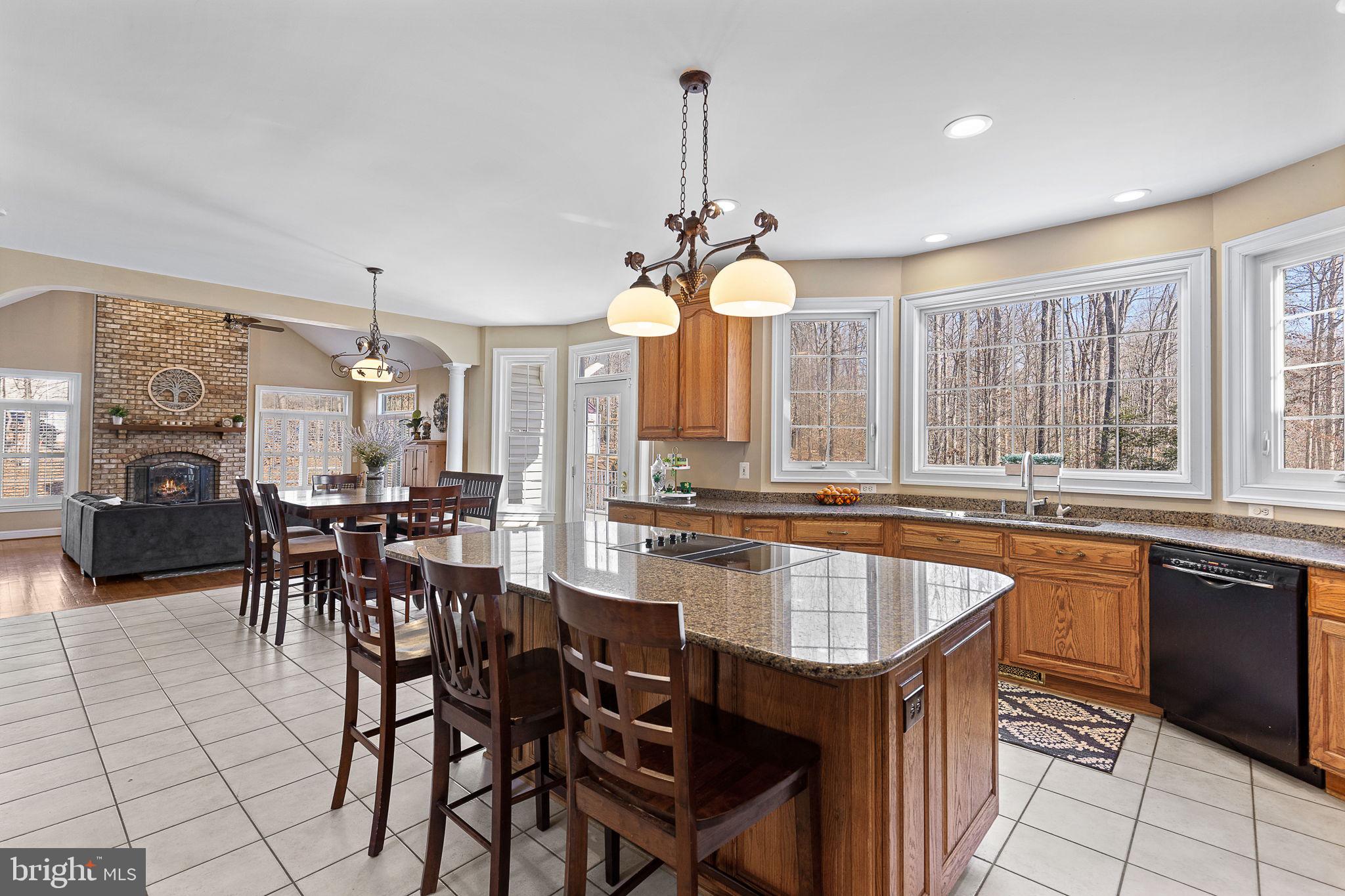 8 Holly Ct