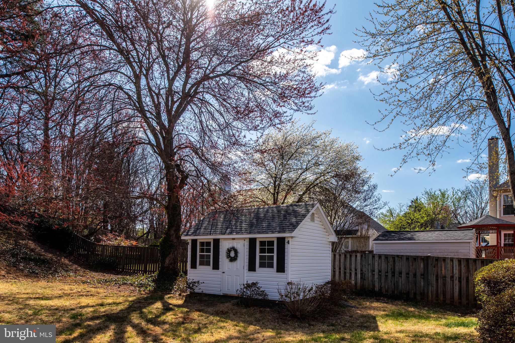 4 Wren Way Ct