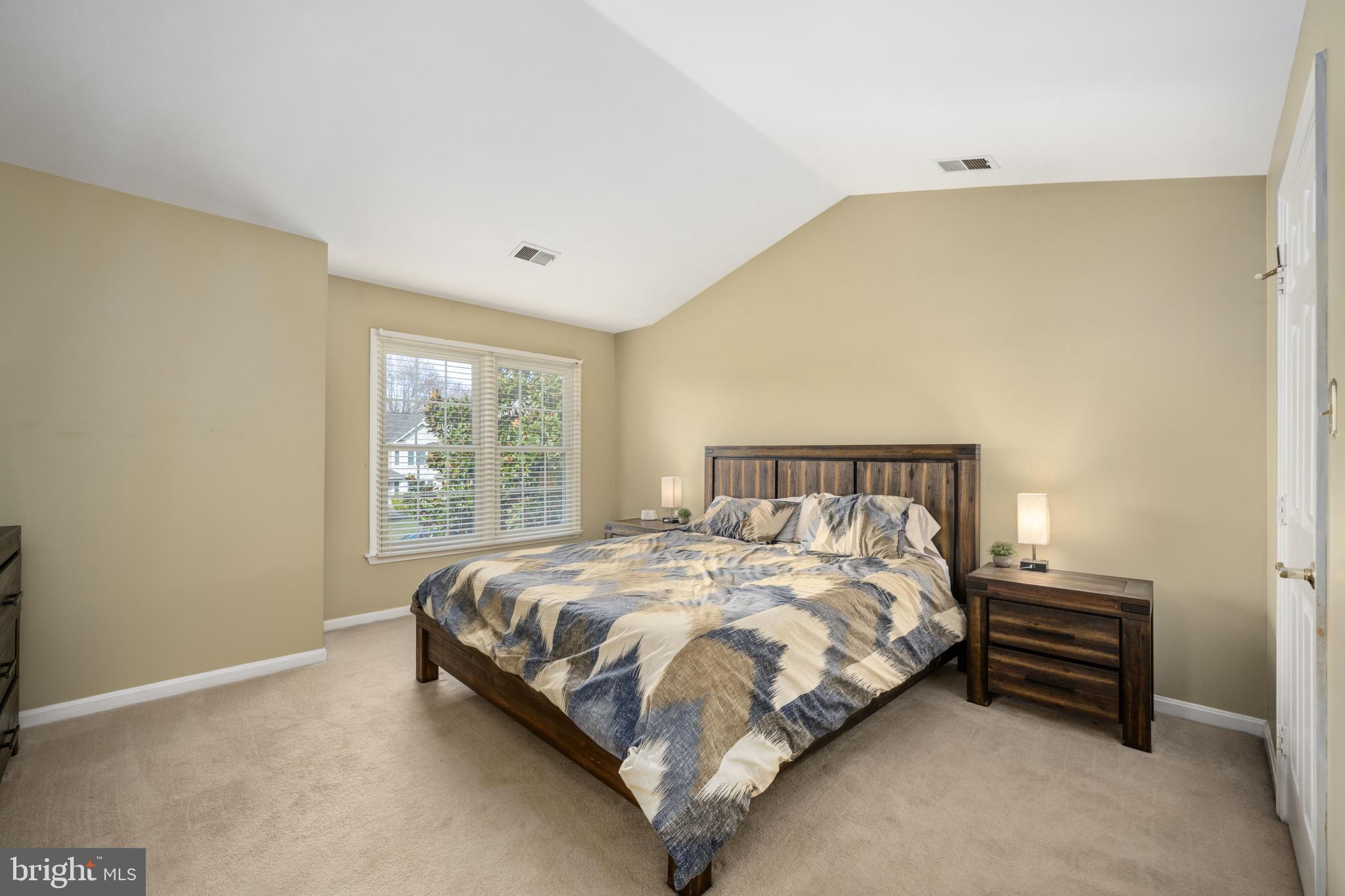 4 Wren Way Ct