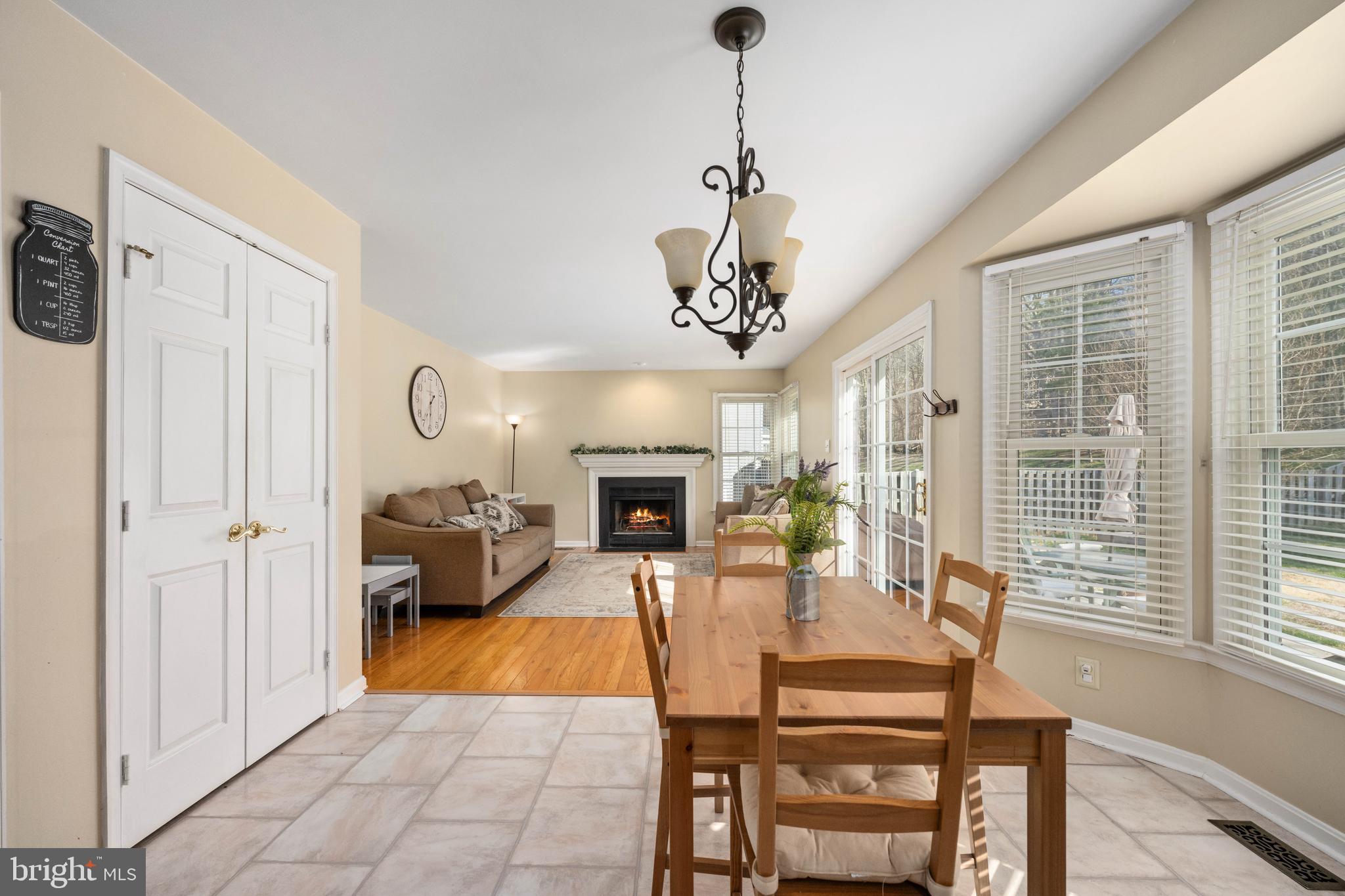 4 Wren Way Ct