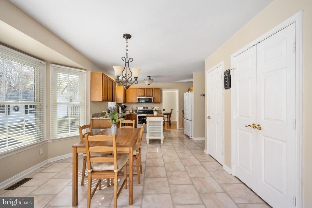 4 Wren Way Ct